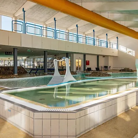 With Loft In Park, Апартаменты