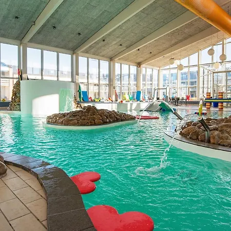 With Loft In Park, Апартаменты *